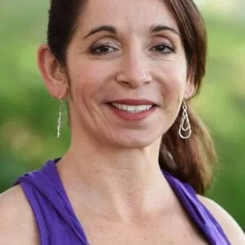 Kathi deCouto
