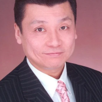 Kazuya Aoyama