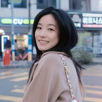 Keer Zhu