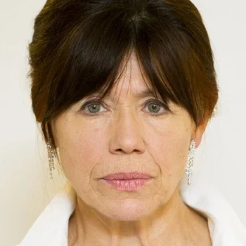Mari Kiss