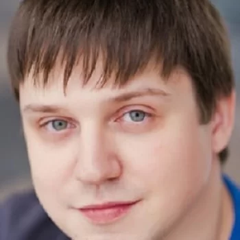 Константин Новиков