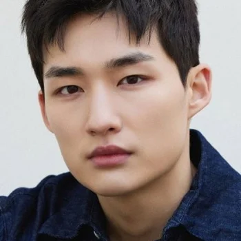 Kwon Ji-woo