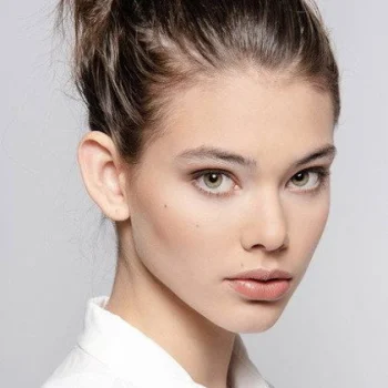 Laneya Grace