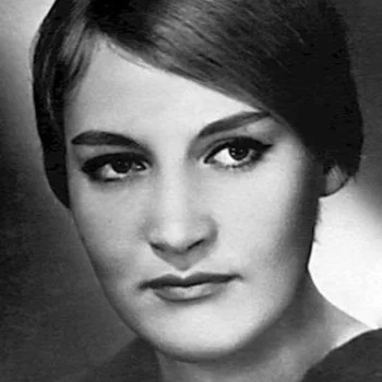 Лариса Буркова