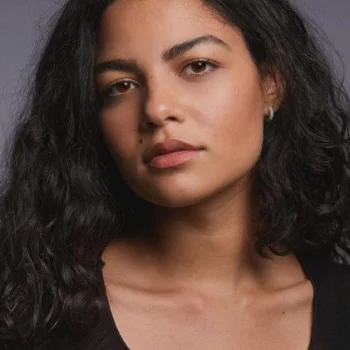 Larissa Bocchino