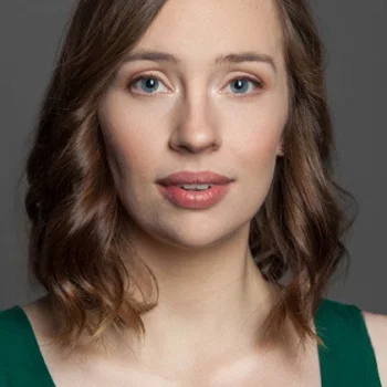 Lauren Marshall