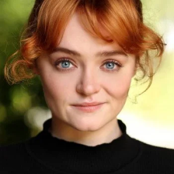 Леа Бирн