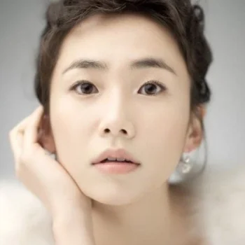 Lee Eun