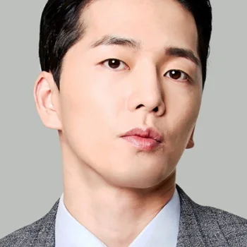 Lee Hyun-jin