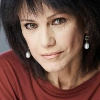 Лена Фаругия