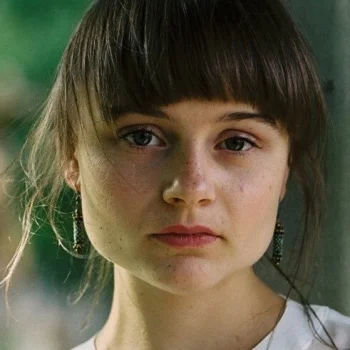 Лена Урзендовски