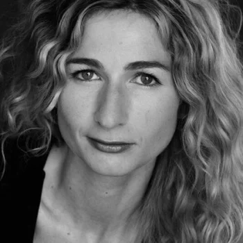 Léonore Confino
