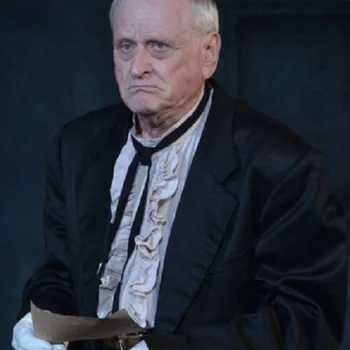 Лев Елисеев