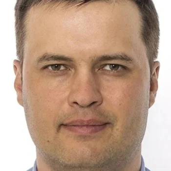 Лев Карасев