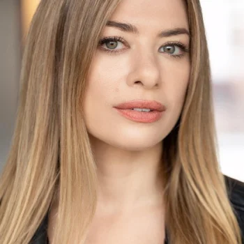 Llana Barron