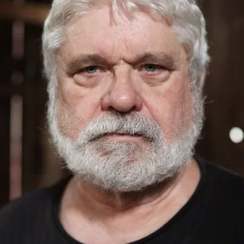 Логан Фрай
