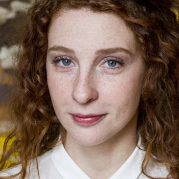 Lola Naymark