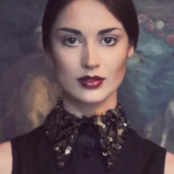 Louise Molinaro