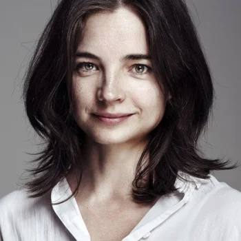 Louise Peterhoff