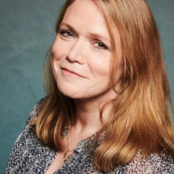 Lucy Robinson