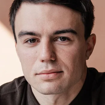 Luis Moll