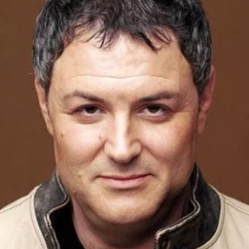 Максим Леонидов