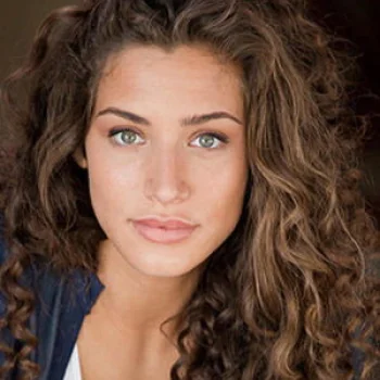 Manon Azem