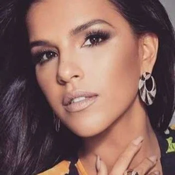 Mariana Rios