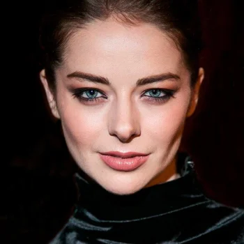 Марина Александрова
