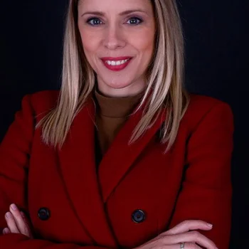 Marina Vodeničar