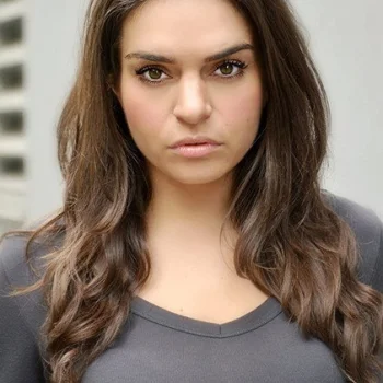 Mercedes De La Cruz