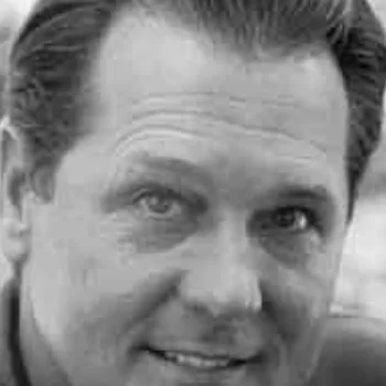 Майкл Адамс