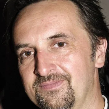 Michael Riley