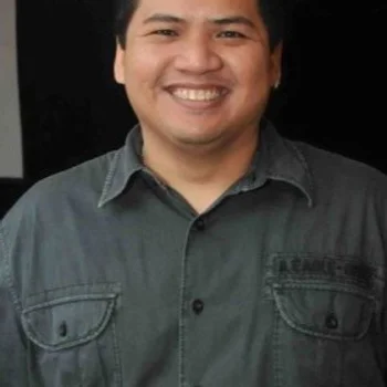Michael Tuviera
