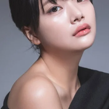 Moon Ha-yeon