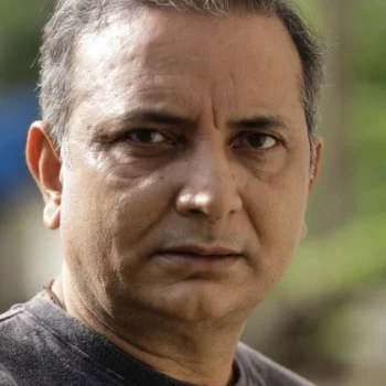 Mukesh Bhhatt