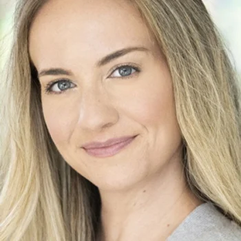 Naomi Hewer