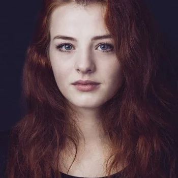 Natália Gadzmanová