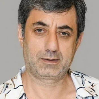Nazmi Kırık