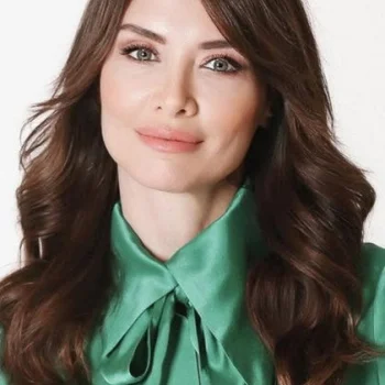 Nefise Karatay