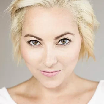 Nicki Burke