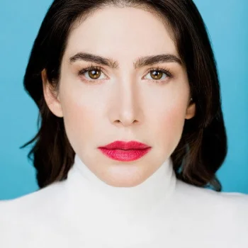 Nicole Kawalez