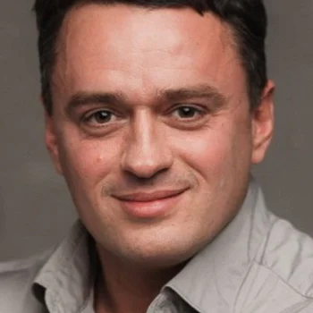 Никита Зверев
