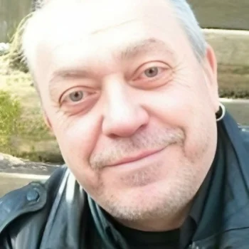 Николай Иванов