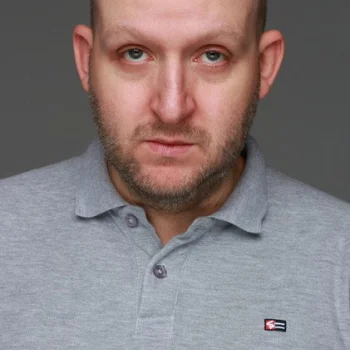 Николай Николаев
