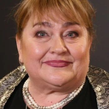 Нина Набока