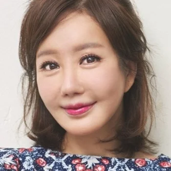 No Hyeon-hee