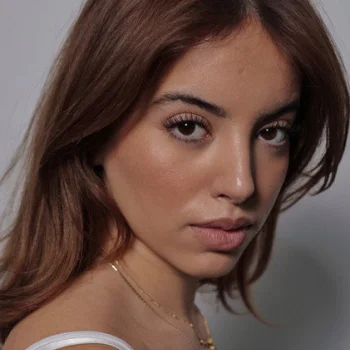 Nora Dari