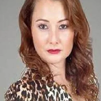 Nur Yazar