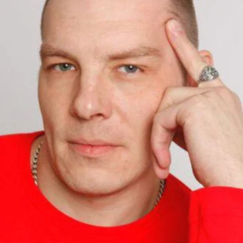 Олег Чевелёв